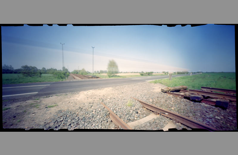 pinhole foto rostiger träger